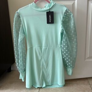 NWT PRETTY LITTLE THING PUFF SLEEVE ROMPER